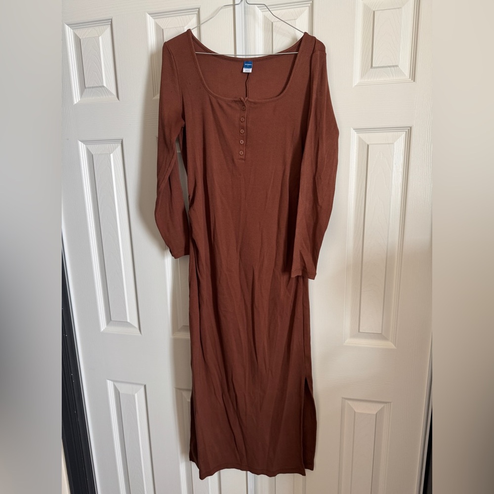Old Navy Brown Long Sleeve Maternity Dress